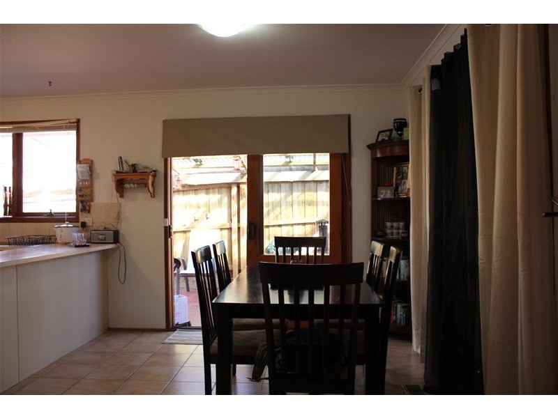 2 Janmara Court, Endeavour Hills VIC 3802