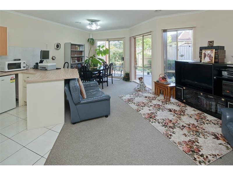 2C Larbert Road, Noble Park VIC 3174