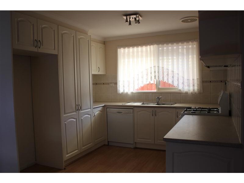 29 Kerrison Drive, Hampton Park VIC 3976