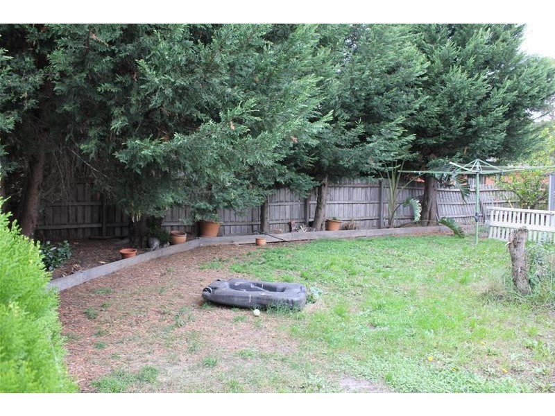 3 Laggan Court, Endeavour Hills VIC 3802