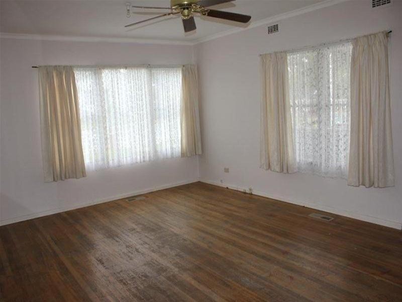 27 Ti Tree Drive, Doveton VIC 3177