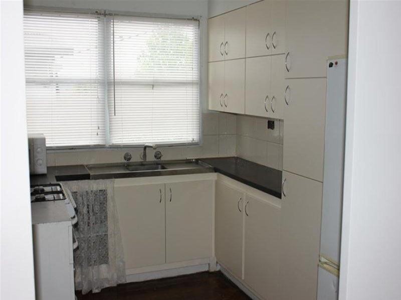 27 Ti Tree Drive, Doveton VIC 3177