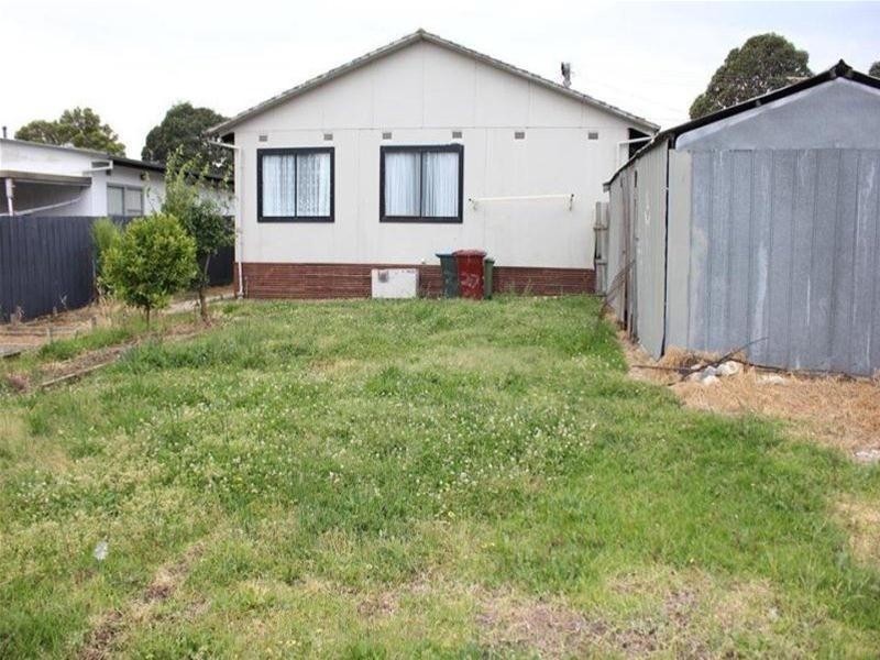 27 Ti Tree Drive, Doveton VIC 3177