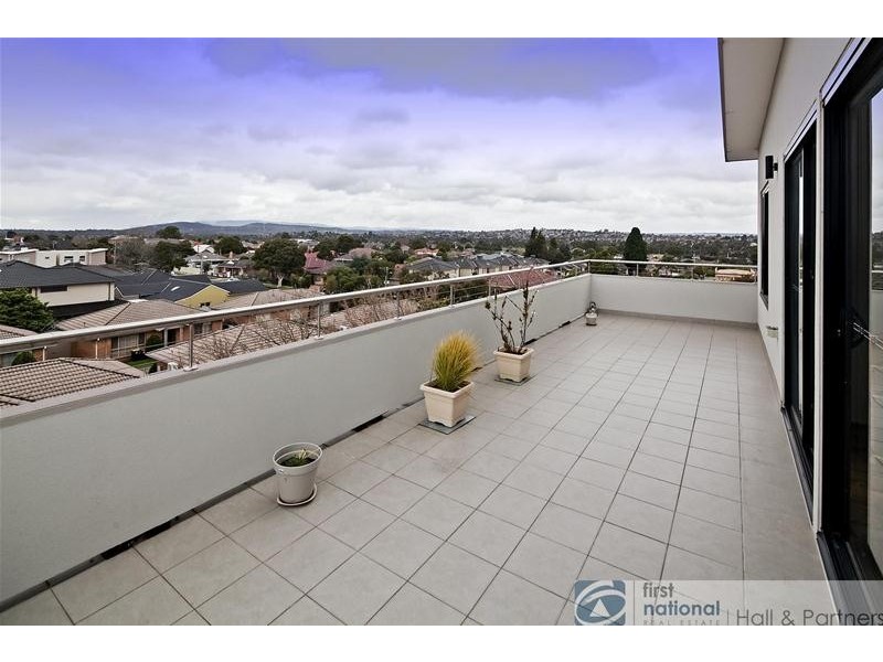 18/69 Clow Street, Dandenong VIC 3175