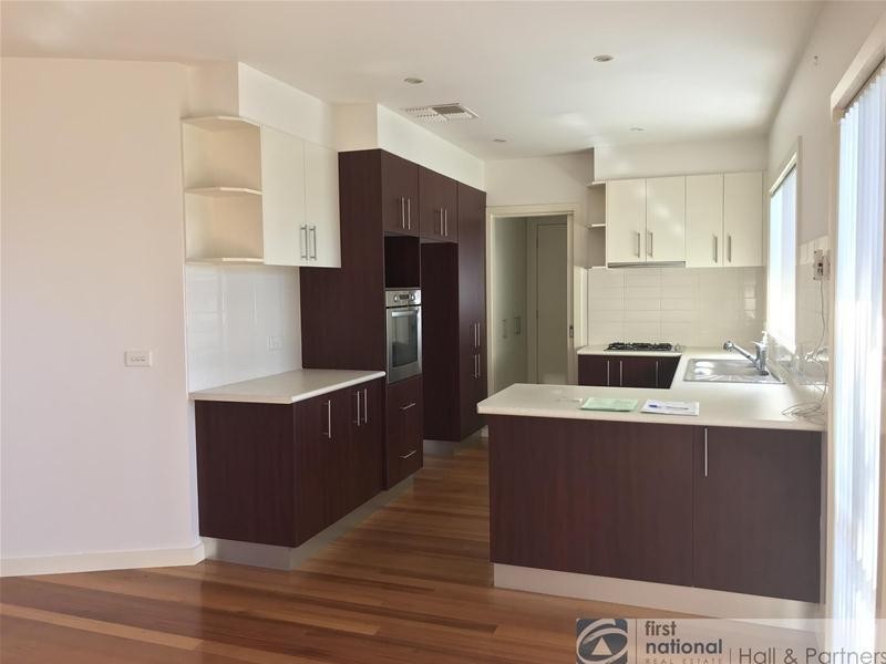 2/47 Aldridge Street, Endeavour Hills VIC 3802