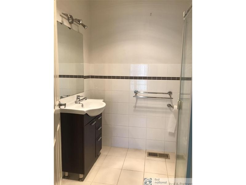 2/47 Aldridge Street, Endeavour Hills VIC 3802