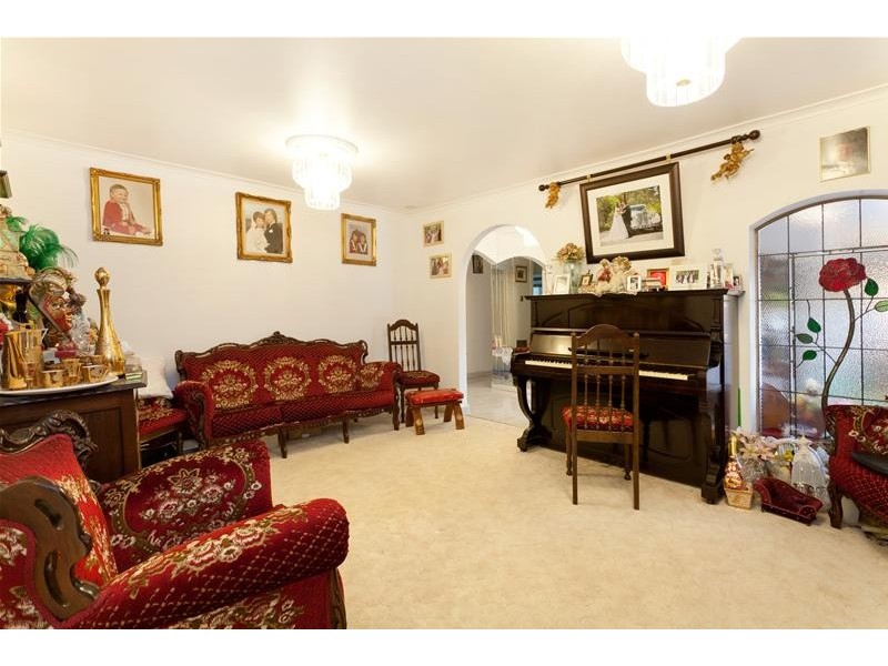 154 Haverbrack Drive, Mulgrave VIC 3170