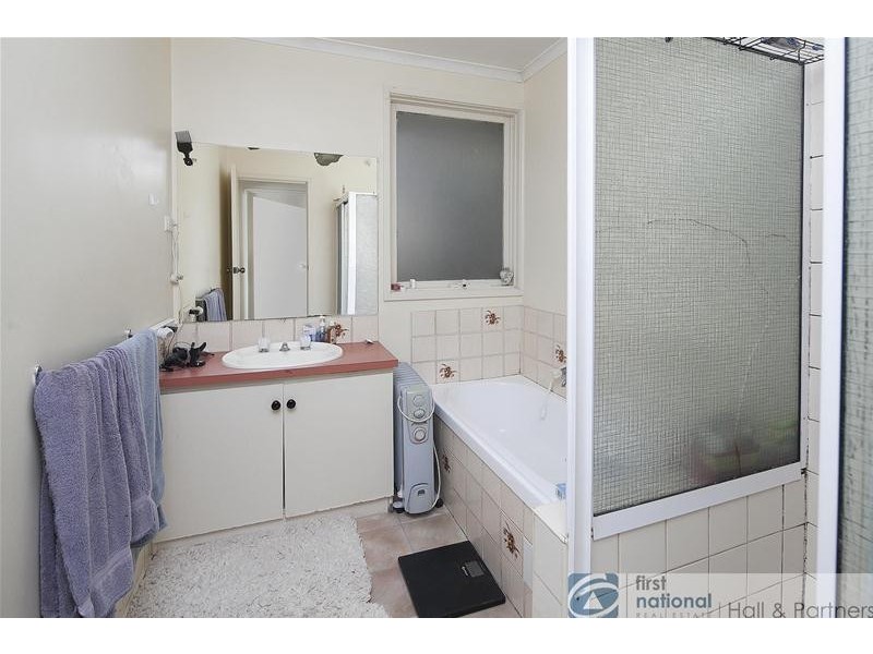 13 Highton Close, Hampton Park VIC 3976