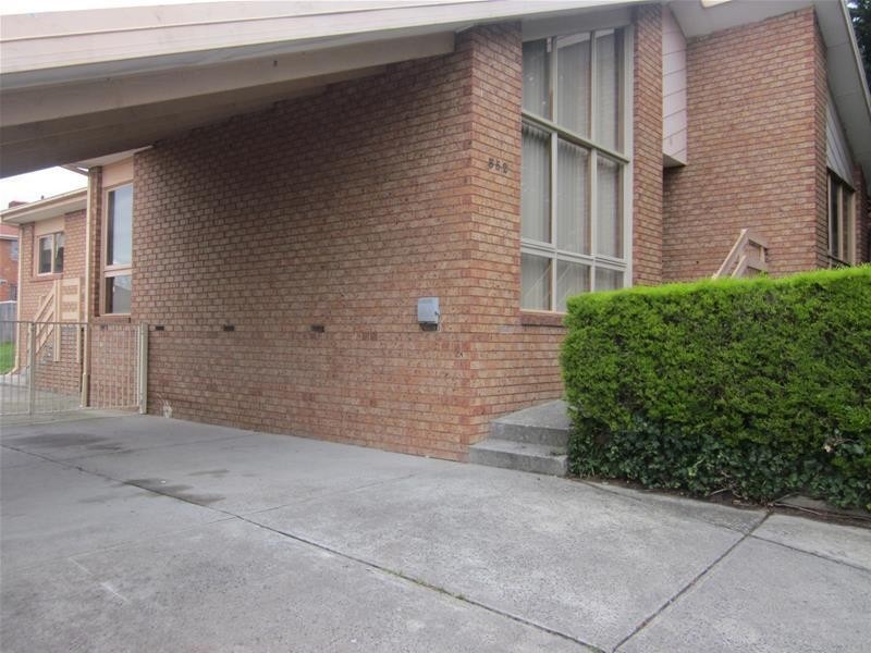 352 James Cook Drive, Endeavour Hills VIC 3802