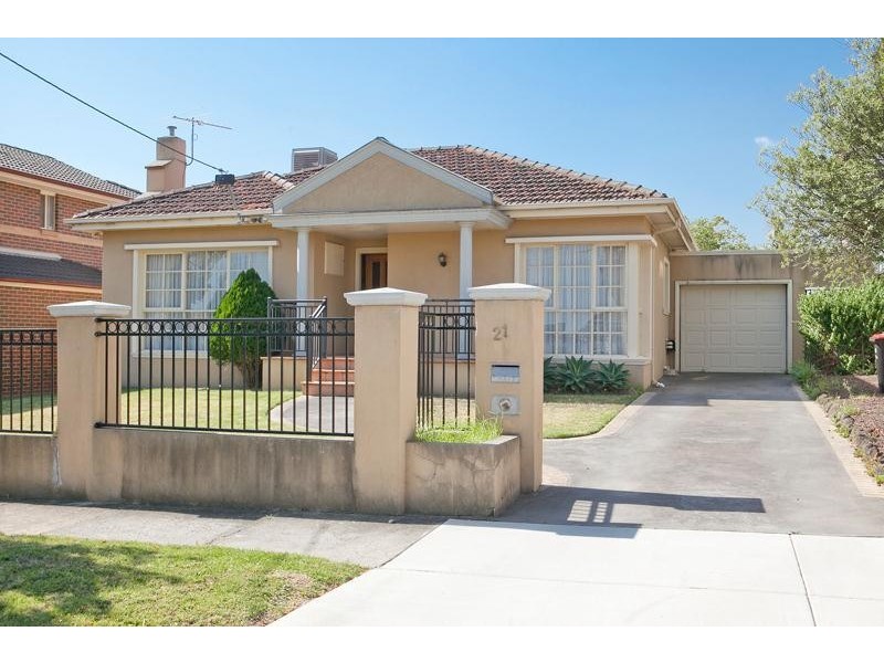 21 Edith Street, Dandenong VIC 3175