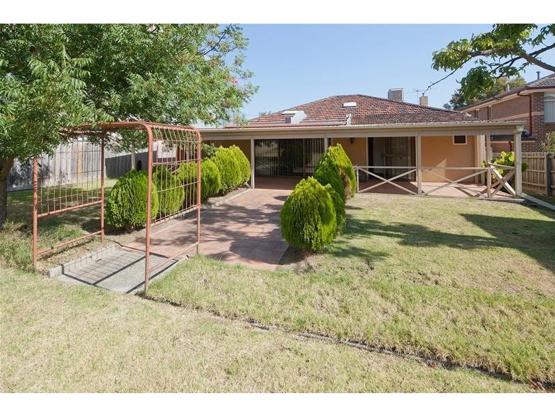 21 Edith Street, Dandenong VIC 3175