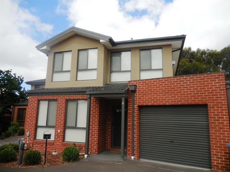 8/7 Baileyana Drive, Endeavour Hills VIC 3802