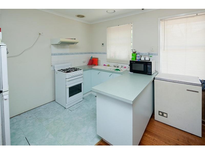 8 Sylvia Street, Dandenong North VIC 3175