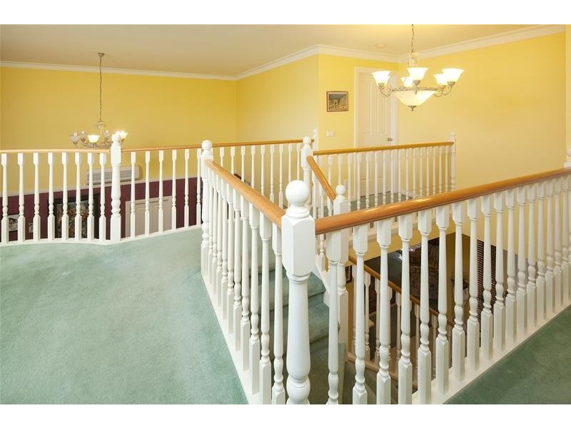 2 Classic Court, Berwick VIC 3806