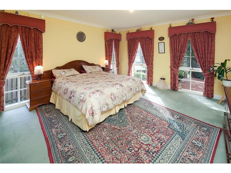 2 Classic Court, Berwick VIC 3806