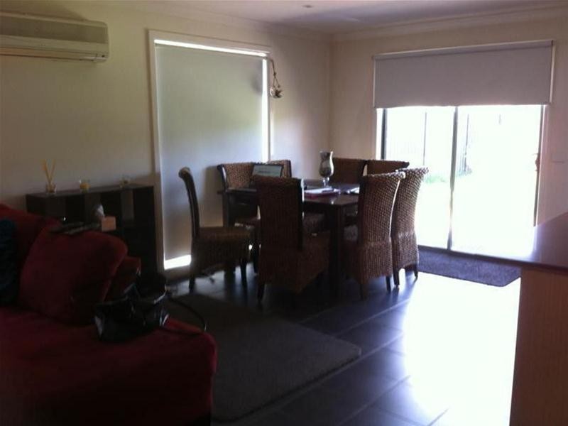 10 Walnut Way, Pakenham VIC 3810