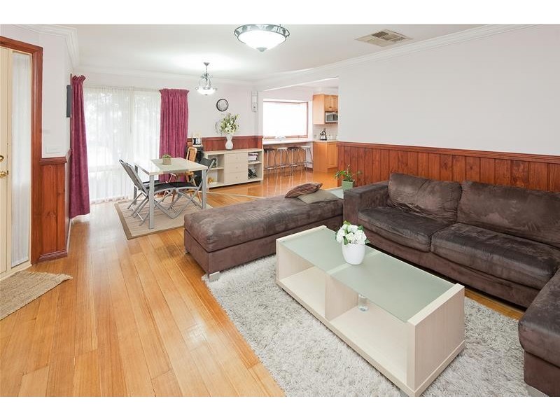 7 Warren Court, Dandenong North VIC 3175