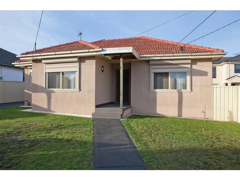 11 Masters Street, Dandenong VIC 3175