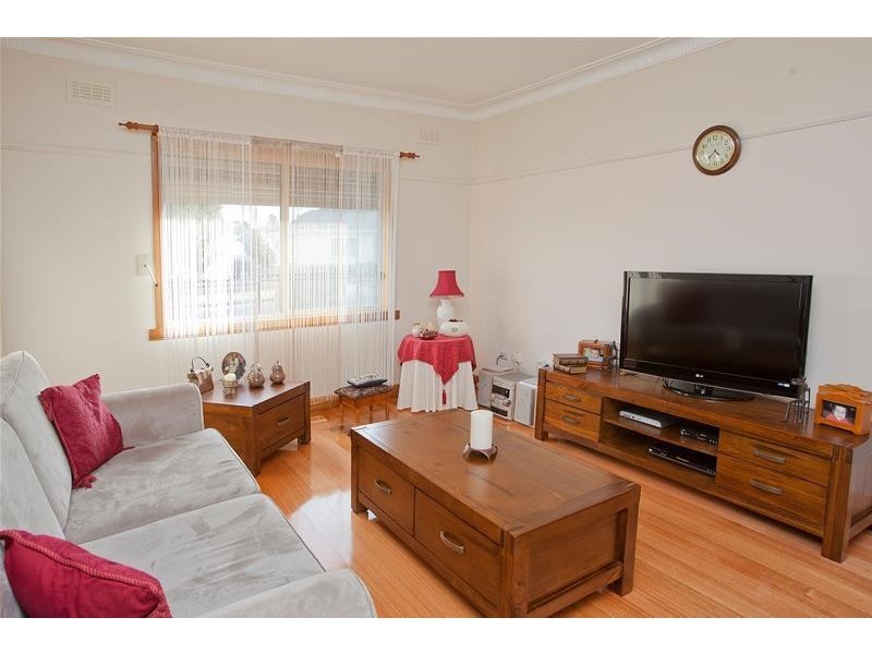 11 Masters Street, Dandenong VIC 3175