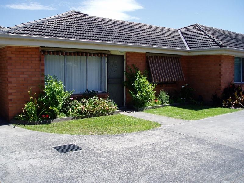 7/27 Stud Road, Dandenong VIC 3175