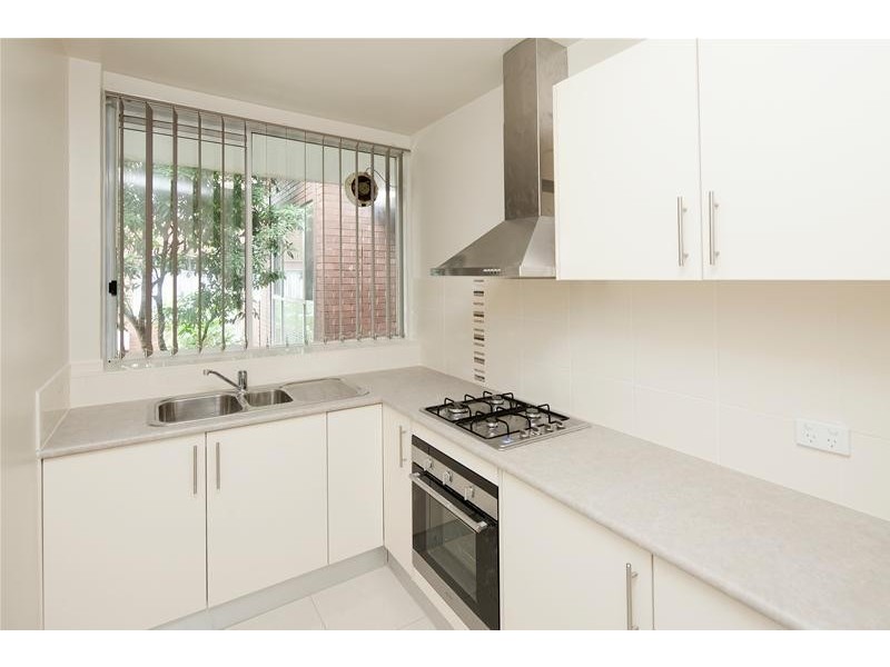 6/40 Hemmings Street, Dandenong VIC 3175