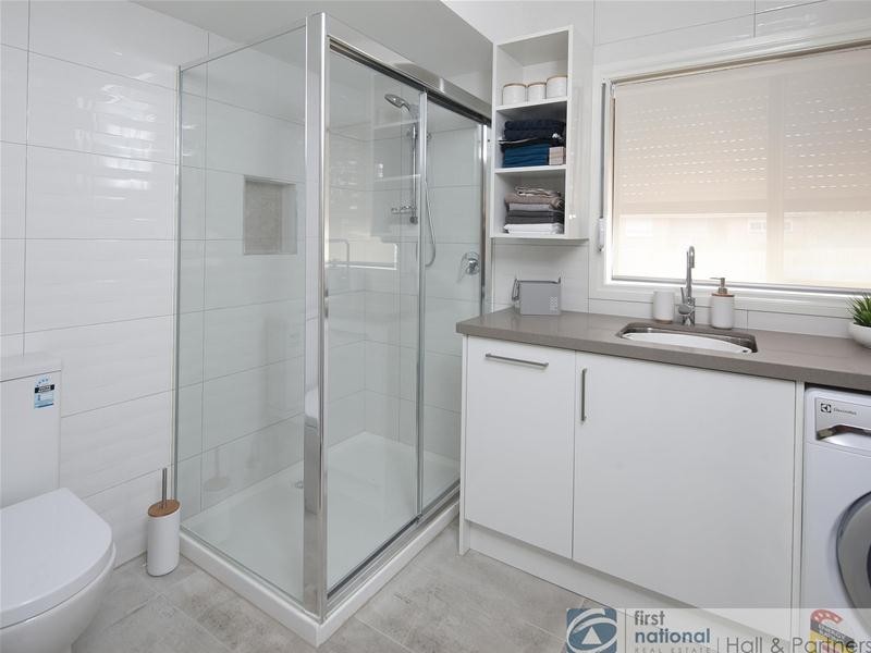 1/26 Birdwood Avenue, Dandenong VIC 3175
