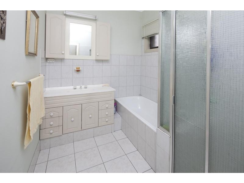 2/14 McLennan Street, Eumemmerring VIC 3177