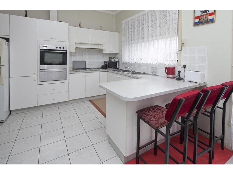 2/14 McLennan Street, Eumemmerring VIC 3177