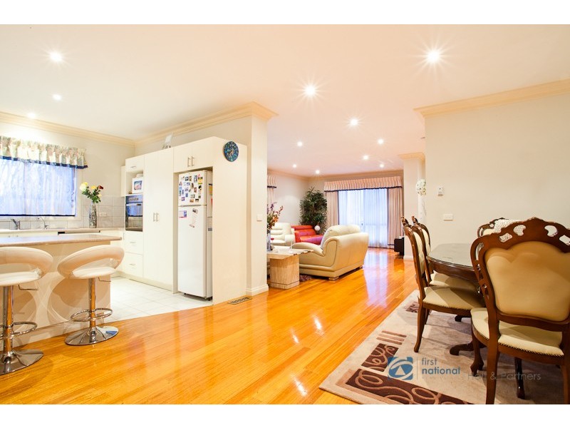 28 Seaview Crescent, Mulgrave VIC 3170