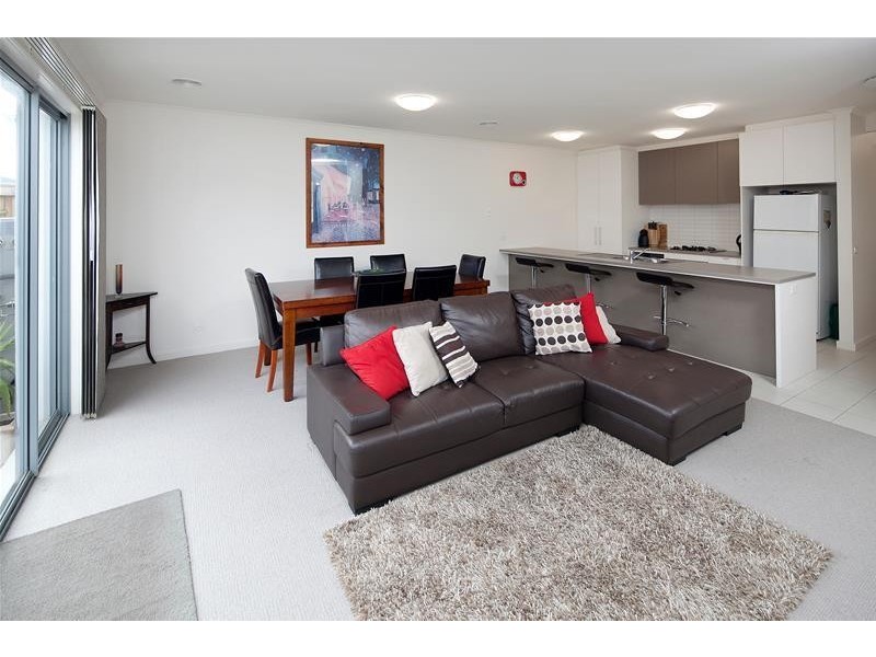 34 Newport Drive, Mulgrave VIC 3170