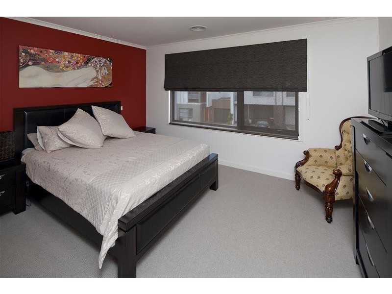 34 Newport Drive, Mulgrave VIC 3170