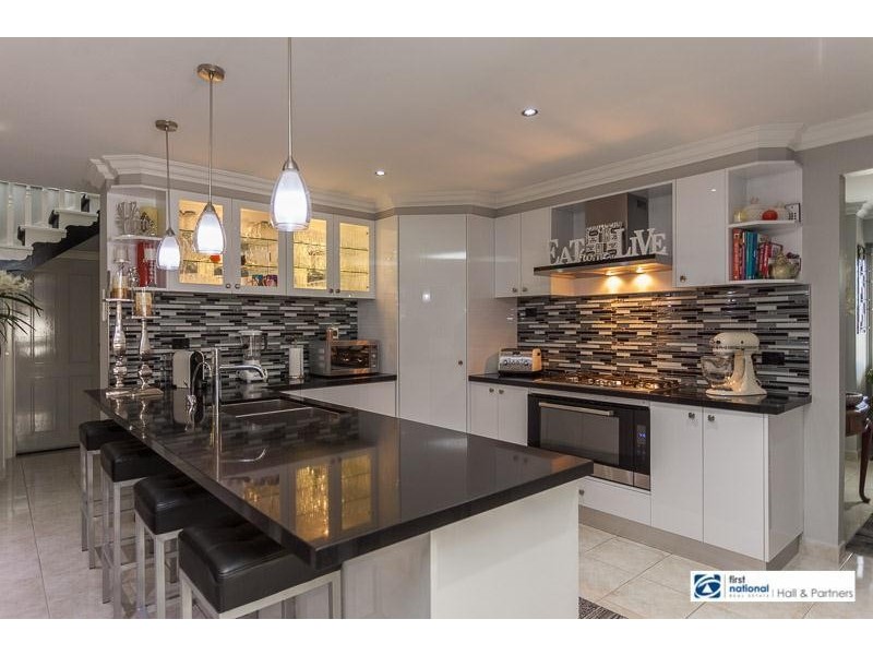 21 Timberglade Drive, Noble Park North VIC 3174