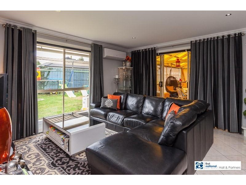 21 Timberglade Drive, Noble Park North VIC 3174