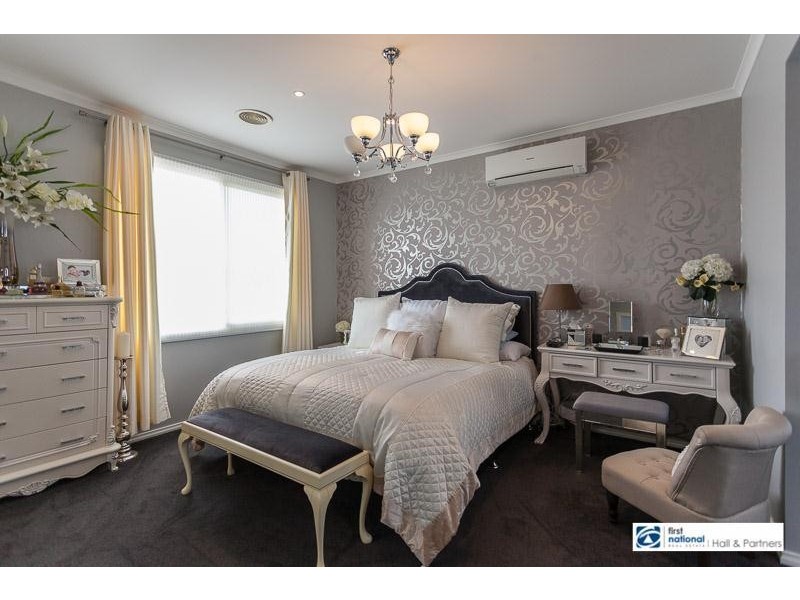 21 Timberglade Drive, Noble Park North VIC 3174