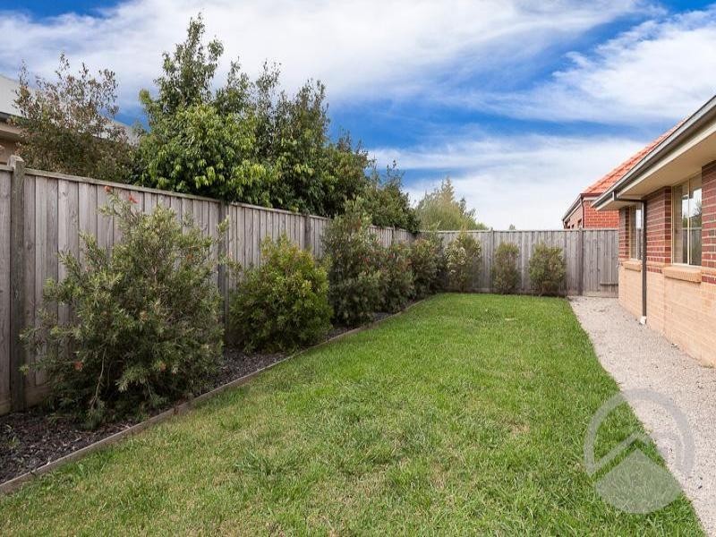 192 Linsell Boulevard, Cranbourne East VIC 3977