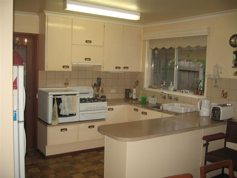 2 Lyndale Court, Dandenong North VIC 3175