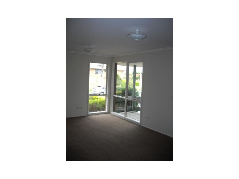 20 Delecombe Drive, Hampton Park VIC 3976