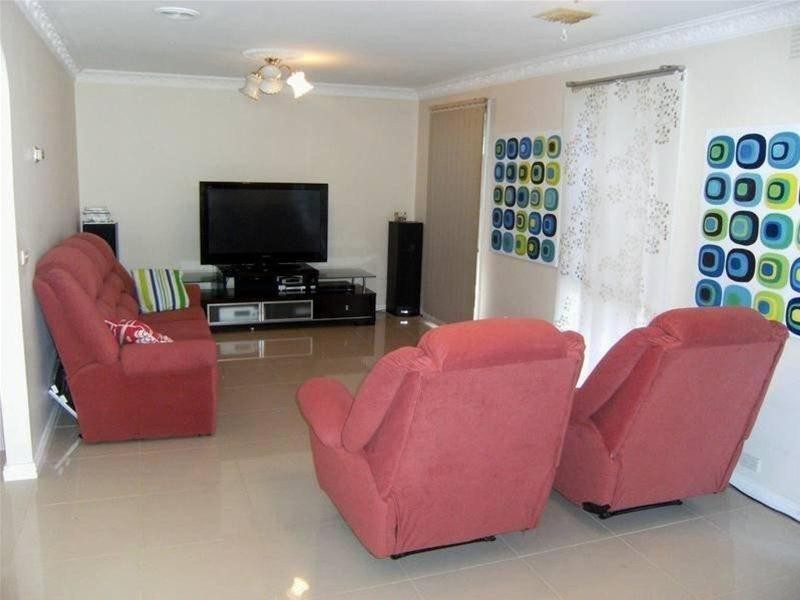 8 Bedford Court, Endeavour Hills VIC 3802