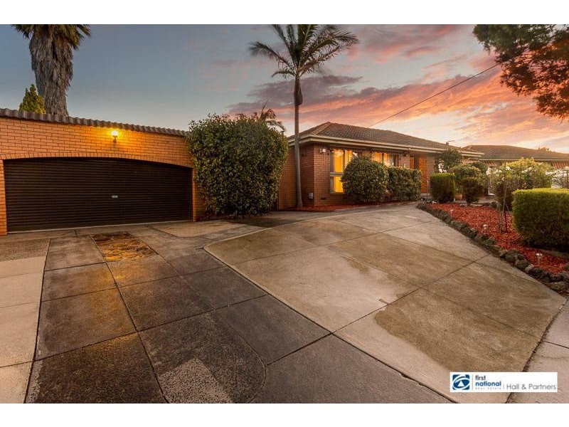 6 Searle Court, Dandenong North VIC 3175