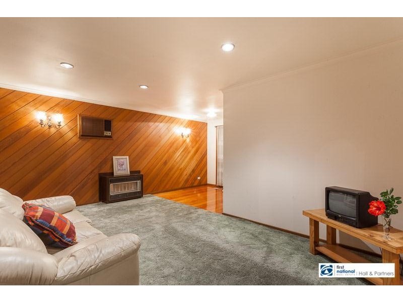 6 Searle Court, Dandenong North VIC 3175