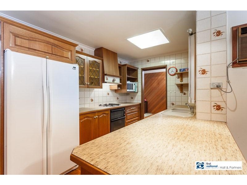 6 Searle Court, Dandenong North VIC 3175