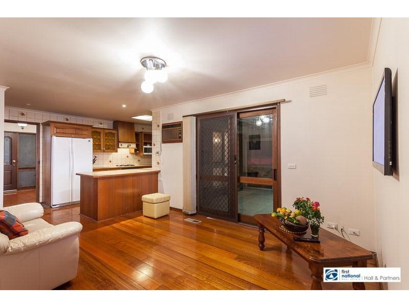 6 Searle Court, Dandenong North VIC 3175