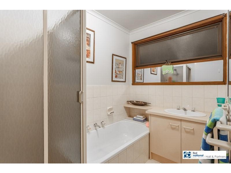 6 Searle Court, Dandenong North VIC 3175
