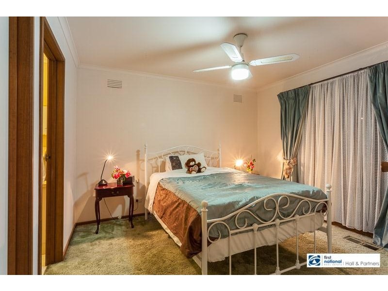 6 Searle Court, Dandenong North VIC 3175