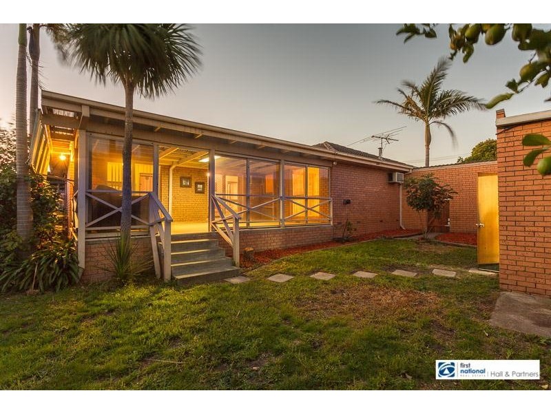 6 Searle Court, Dandenong North VIC 3175