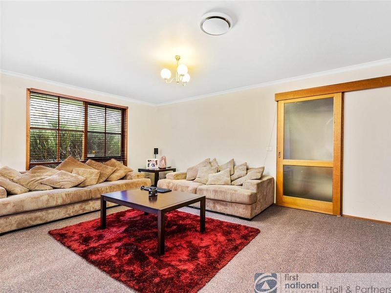 2 Florence Avenue, Berwick VIC 3806