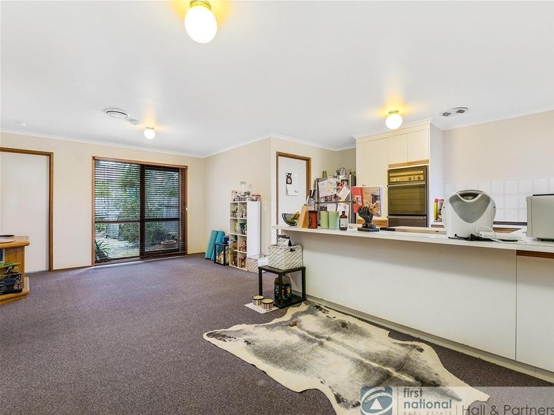 2 Florence Avenue, Berwick VIC 3806