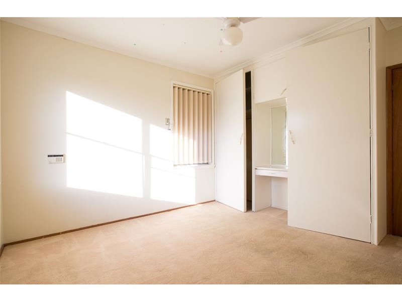 8 Sylvia Street, Dandenong North VIC 3175