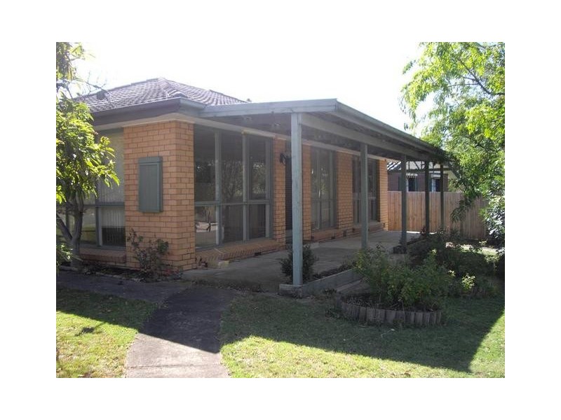 25 Francesco Drive, Dandenong North VIC 3175