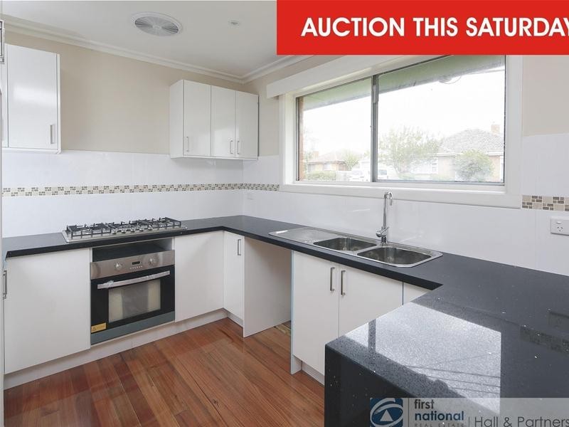 11 Suzanne Street, Dandenong VIC 3175